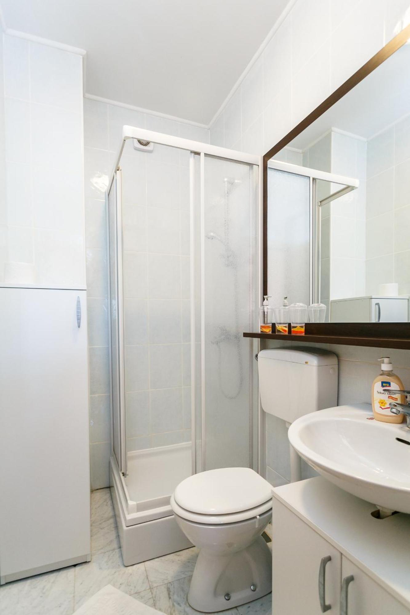 Apartments Josip Pinezići المظهر الخارجي الصورة