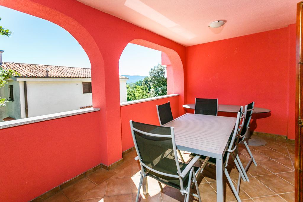 Apartments Josip Pinezići الغرفة الصورة