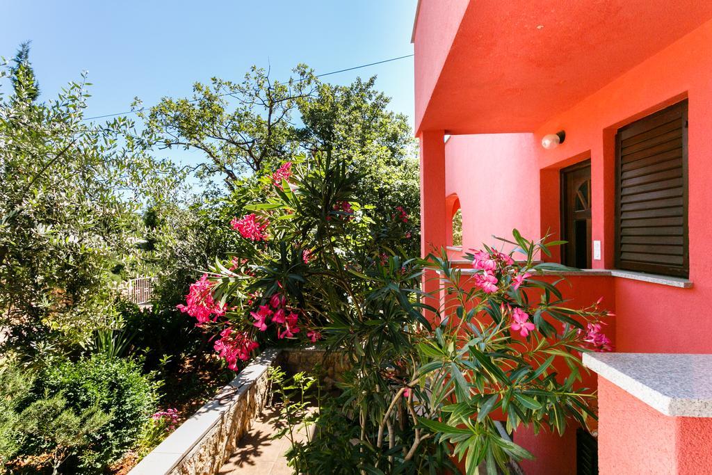 Apartments Josip Pinezići الغرفة الصورة